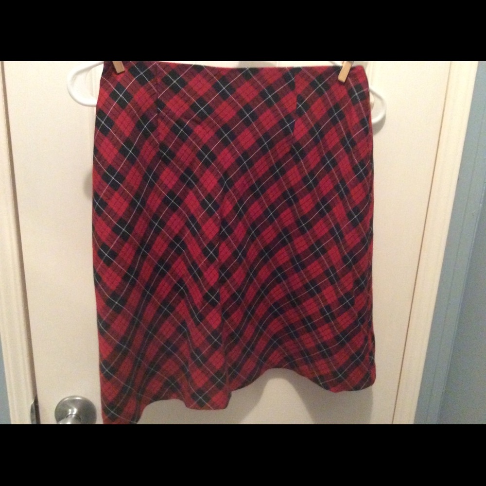 Red plaid skirt